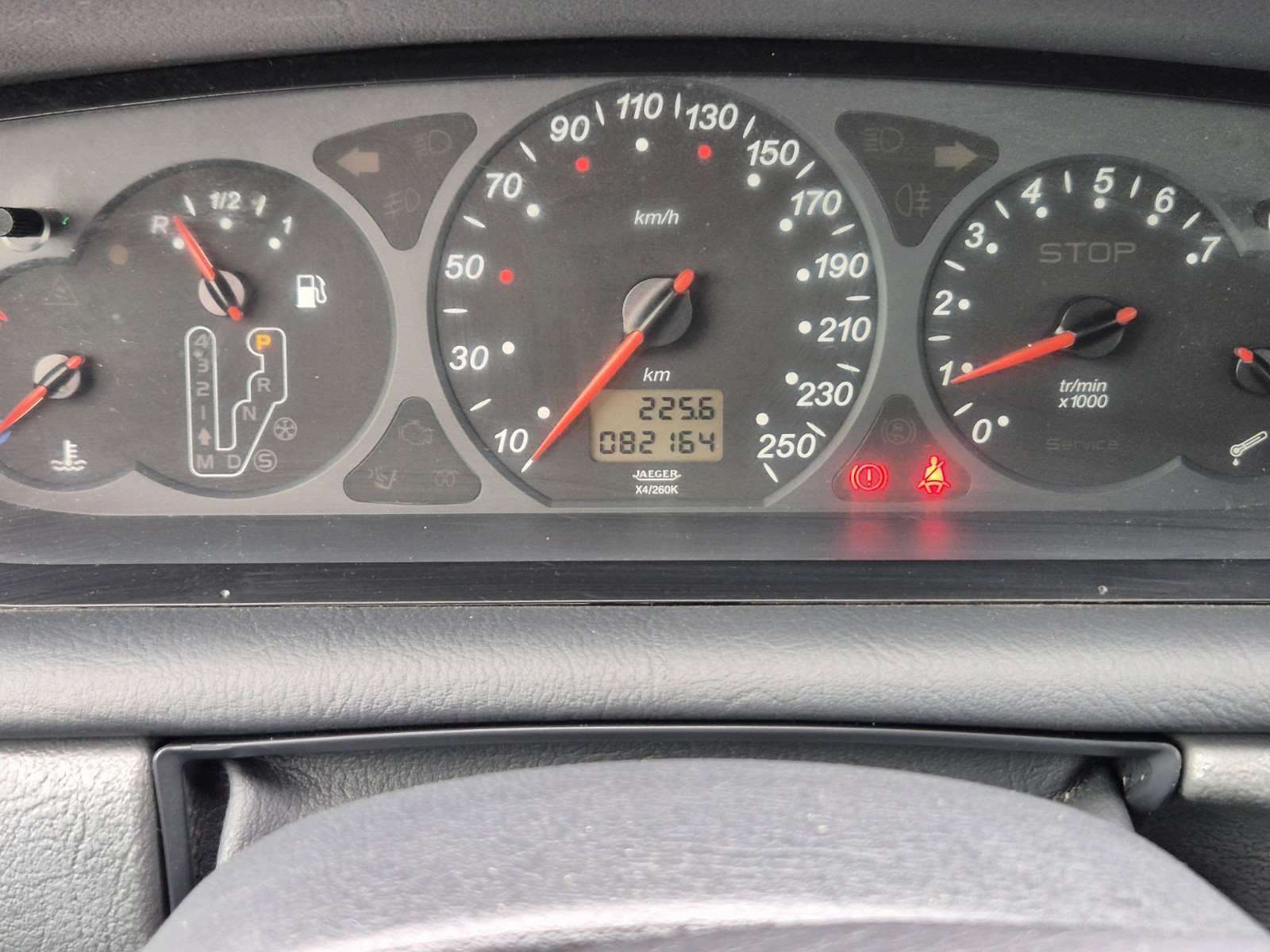Citroën C5 3.0I 6V EXCLUSIVE A - vue 1