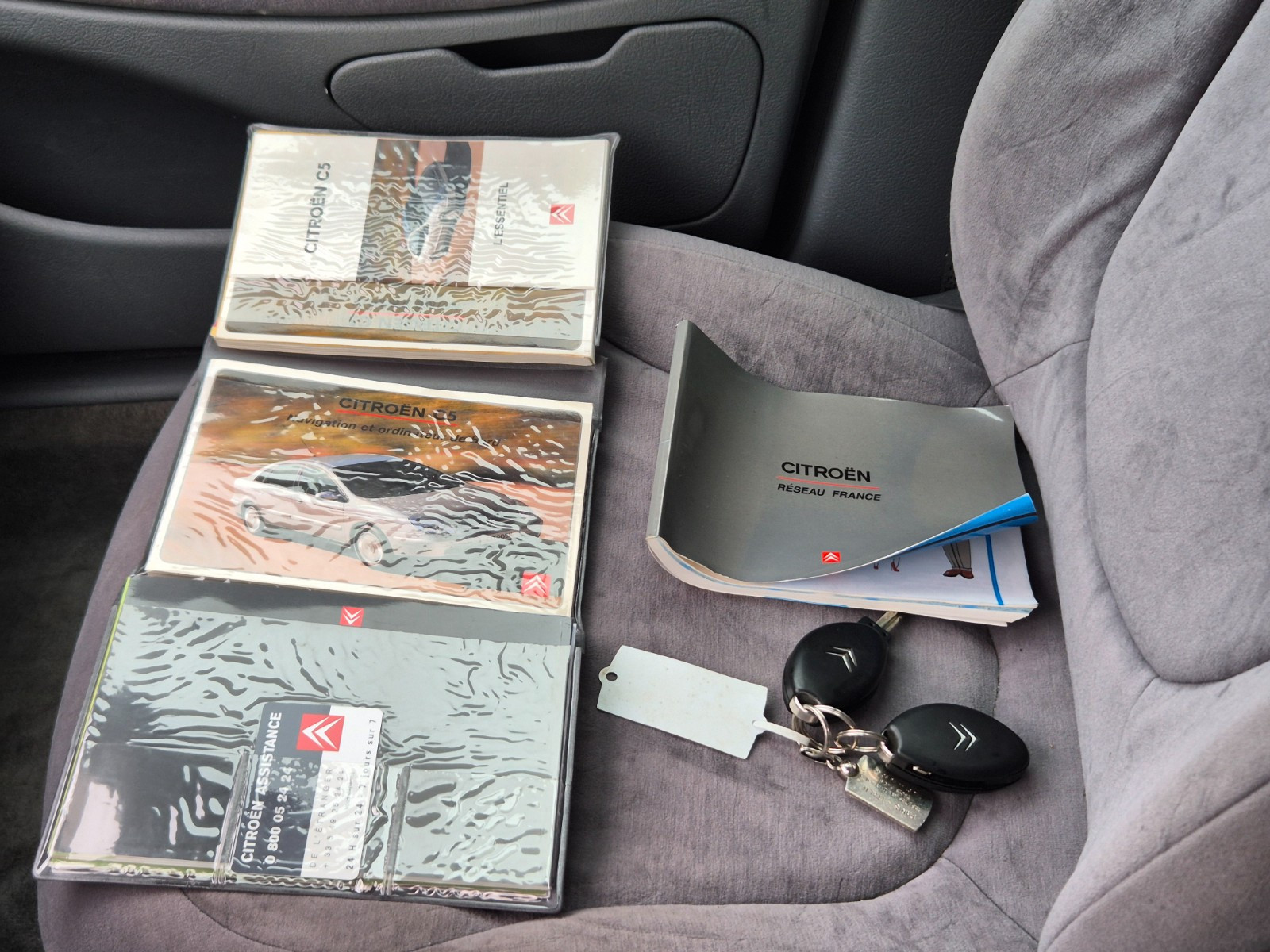 Citroën C5 3.0I 6V EXCLUSIVE A - vue 1