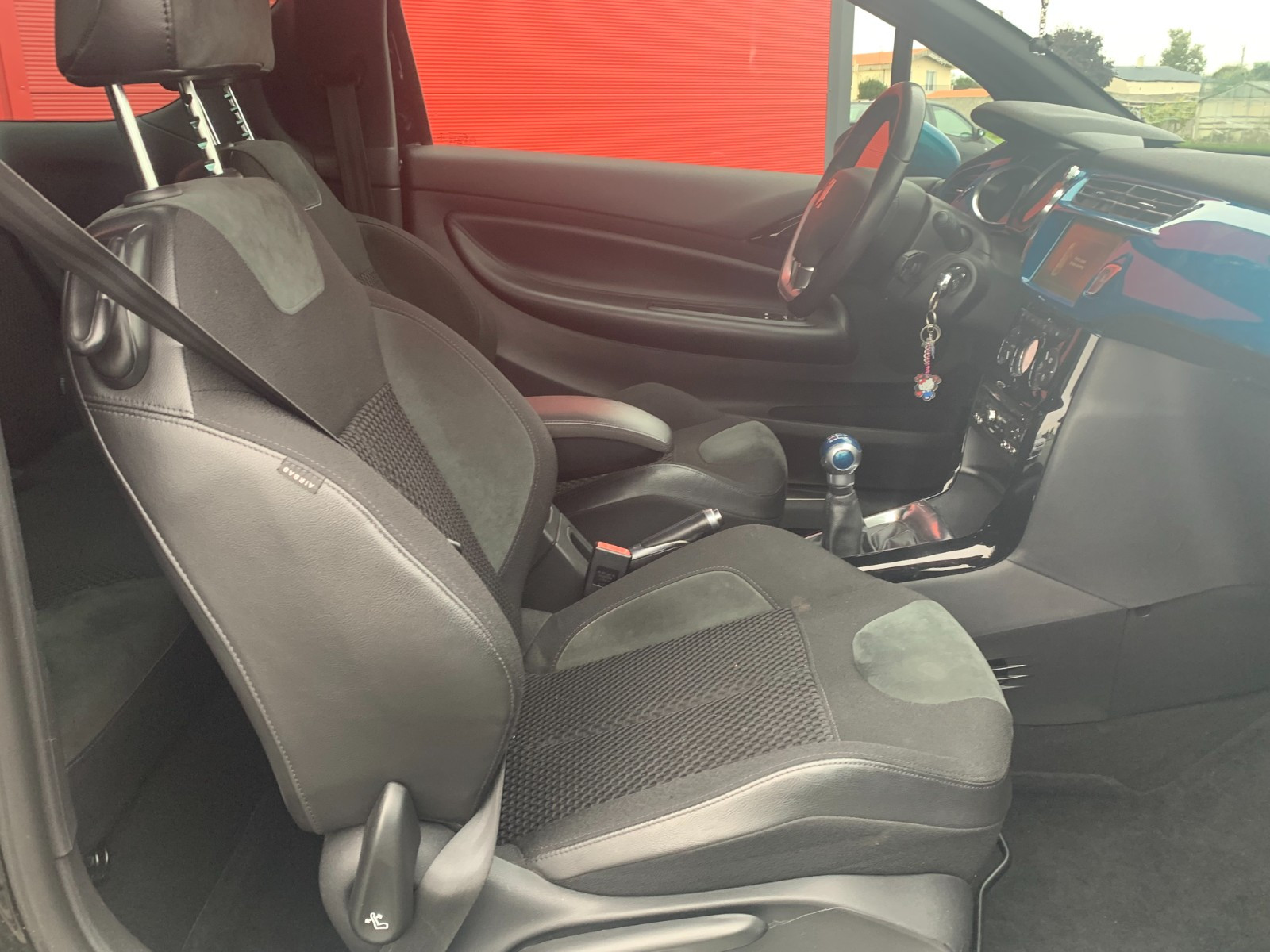 Citroën DS3 EMERAUDE ADDICT 110 CV ENTRETIEN CITROEN -GARANTIE 12 MOIS — photo 15