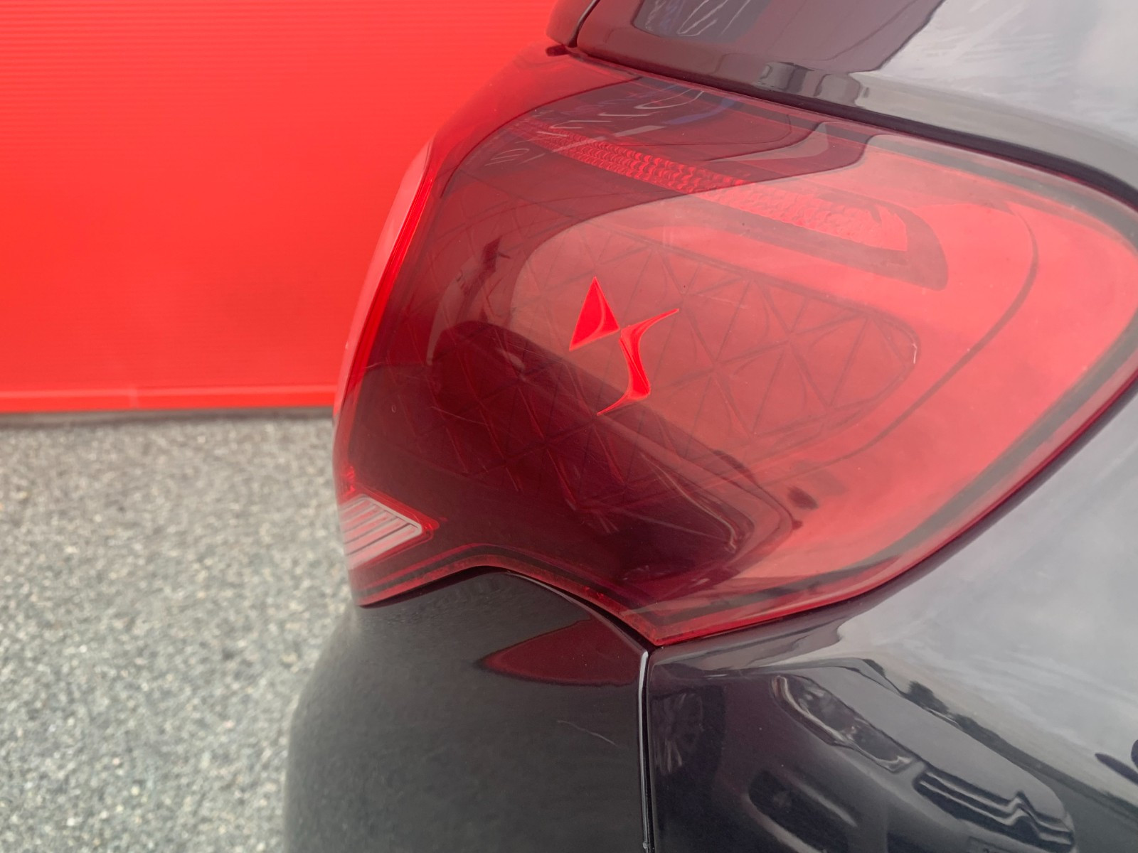 Citroën DS3 EMERAUDE ADDICT 110 CV ENTRETIEN CITROEN -GARANTIE 12 MOIS — photo 17