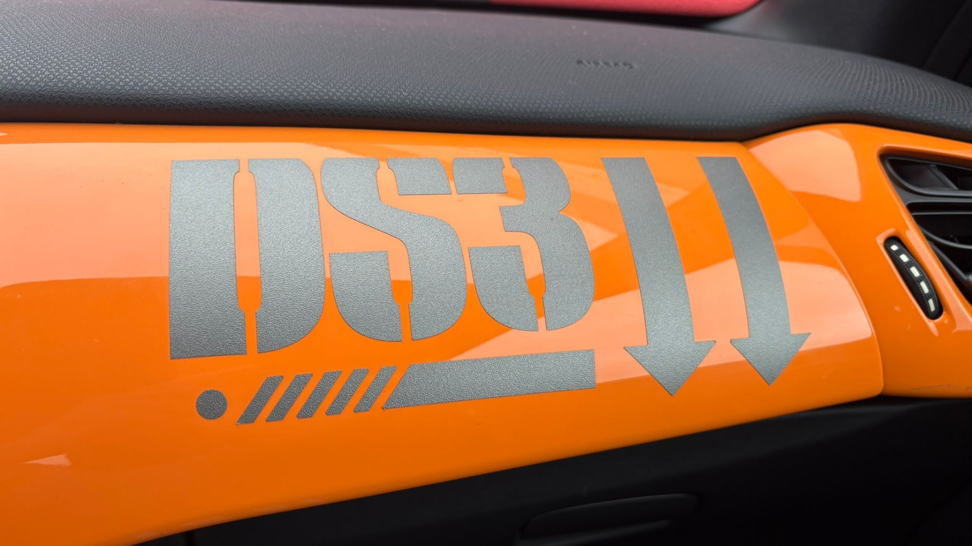 Citroën DS3 Racing 207 CV – GARANTIE 12 MOIS — photo 20