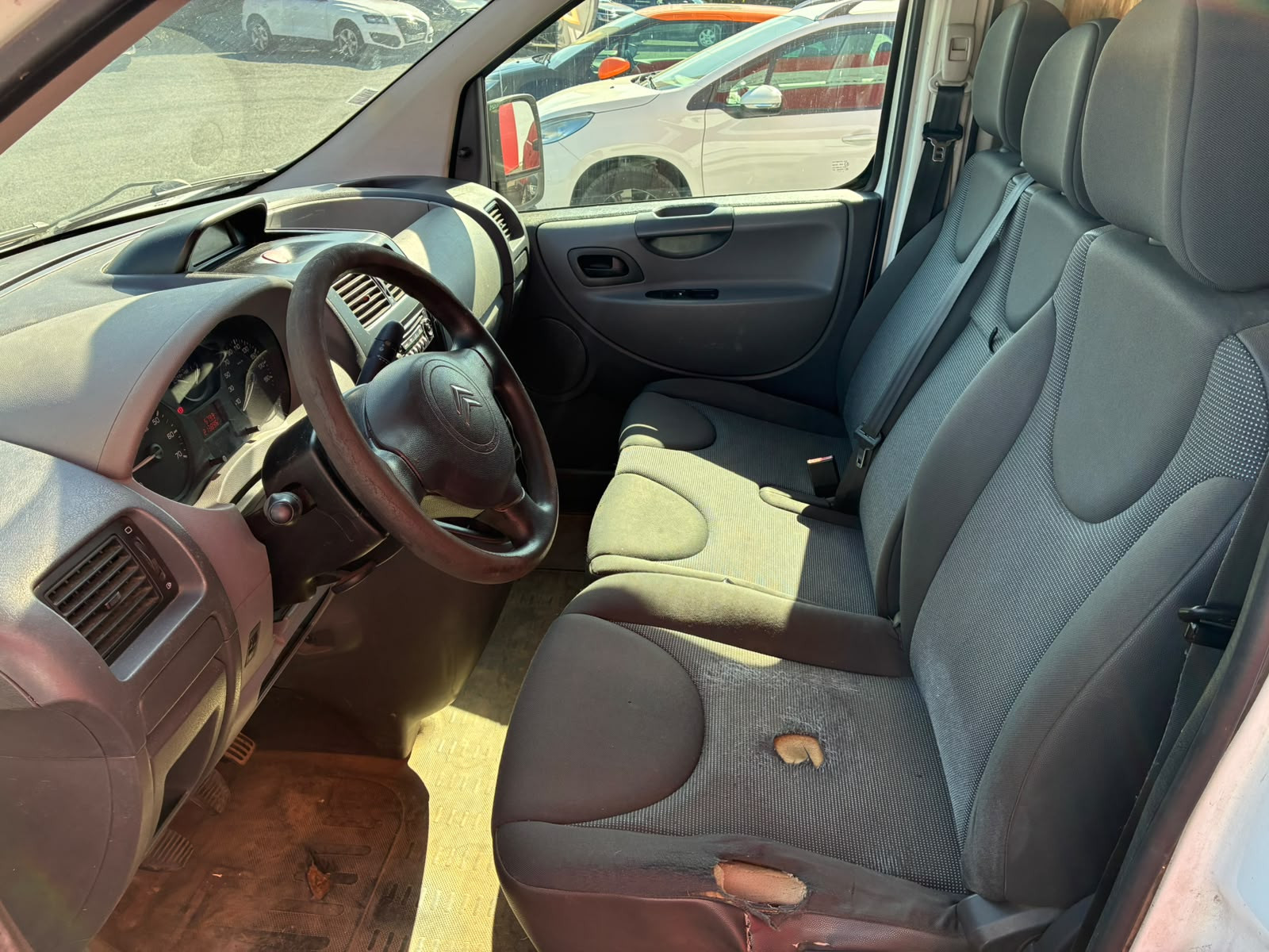 Citroën Jumpy Phase 1 Fourgon 1.6L HDI 90cv – GALERIE + ATTELAGE – GARANTIE 12 MOIS — photo 10