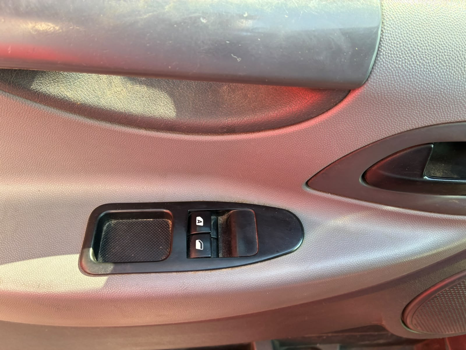 Citroën Jumpy Phase 1 Fourgon 1.6L HDI 90cv – GALERIE + ATTELAGE – GARANTIE 12 MOIS — photo 20
