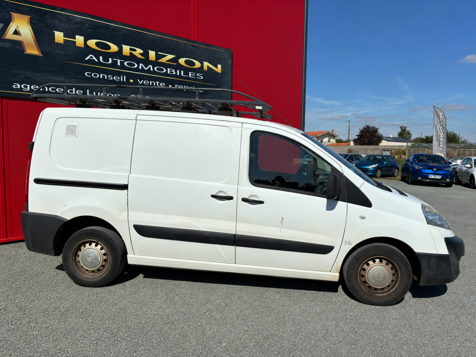 Citroën Jumpy Phase 1 Fourgon 1.6L HDI 90cv – GALERIE + ATTELAGE – GARANTIE 12 MOIS — photo 4