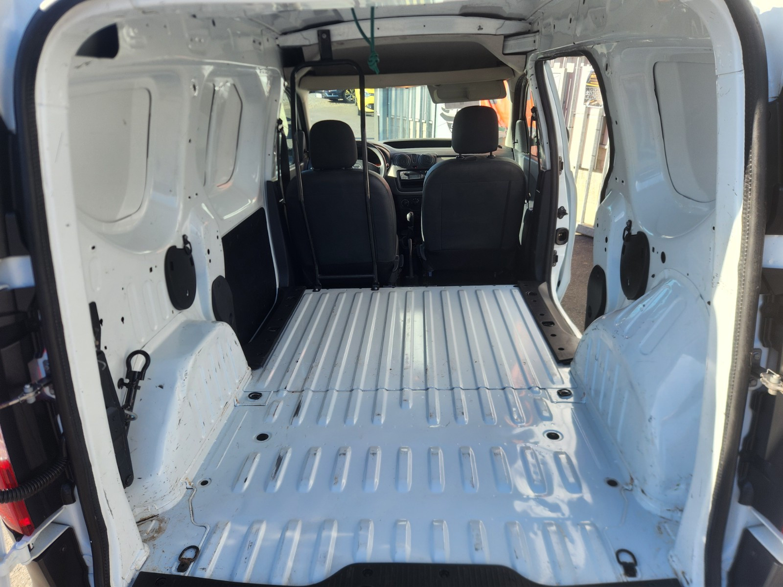 DACIA Dokker Express Van - vue 1