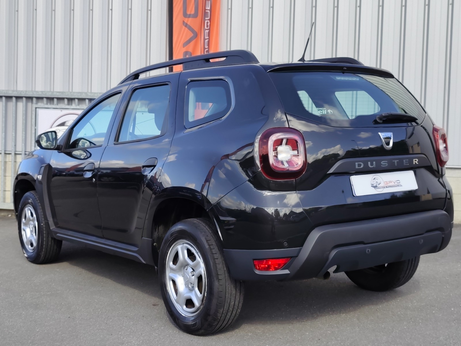 DACIA DUSTER TCE 125 4X2 ESSENTIEL - vue 1