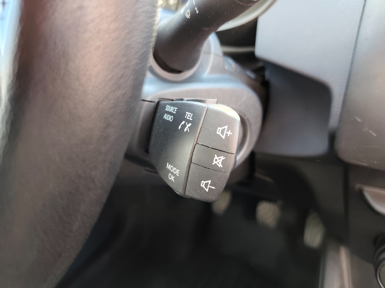 DACIA DUSTER TCE 125 4X2 ESSENTIEL - vue 1