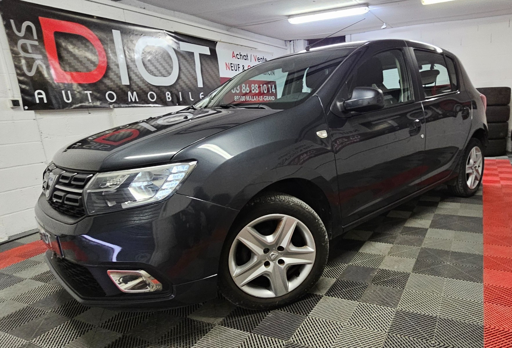 DACIA SANDERO