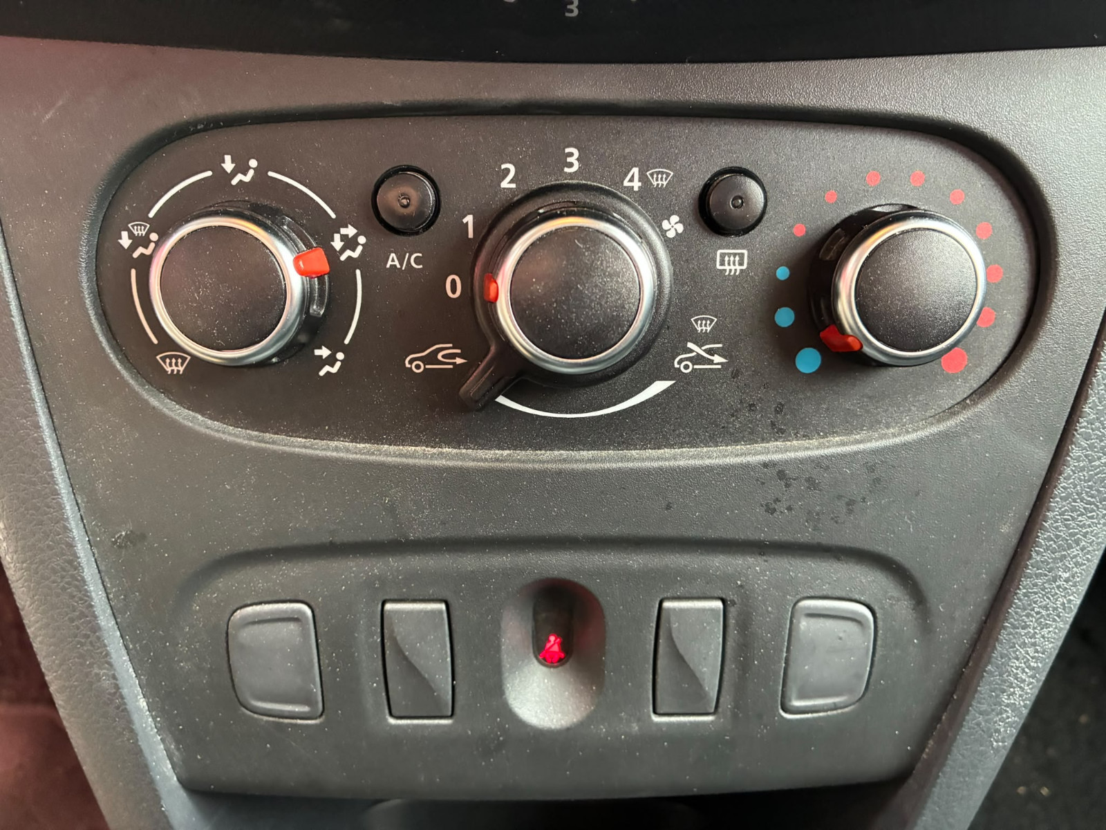 DACIA SANDERO 1.0 SCe 75ch City+ – GARANTIE 12 MOIS — photo 25