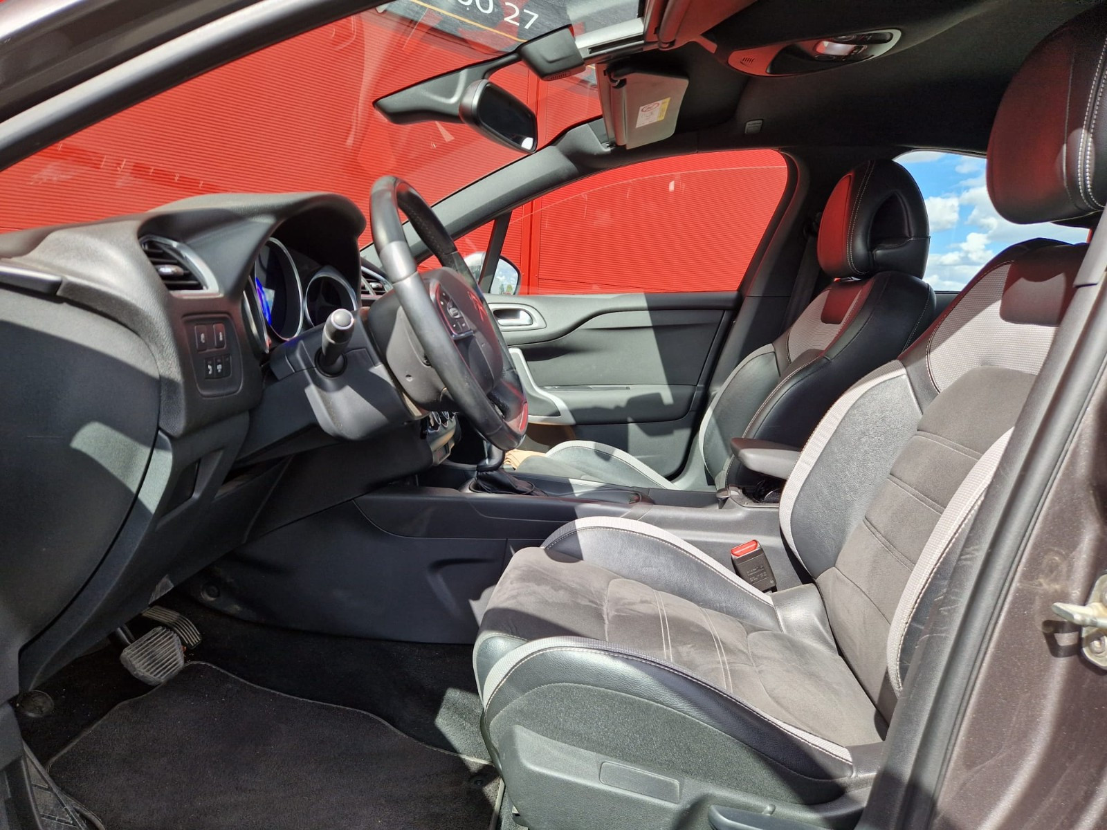 DS DS4 1.6 HDI EAT6 120CV – GARANTIE 12 MOIS — photo 17