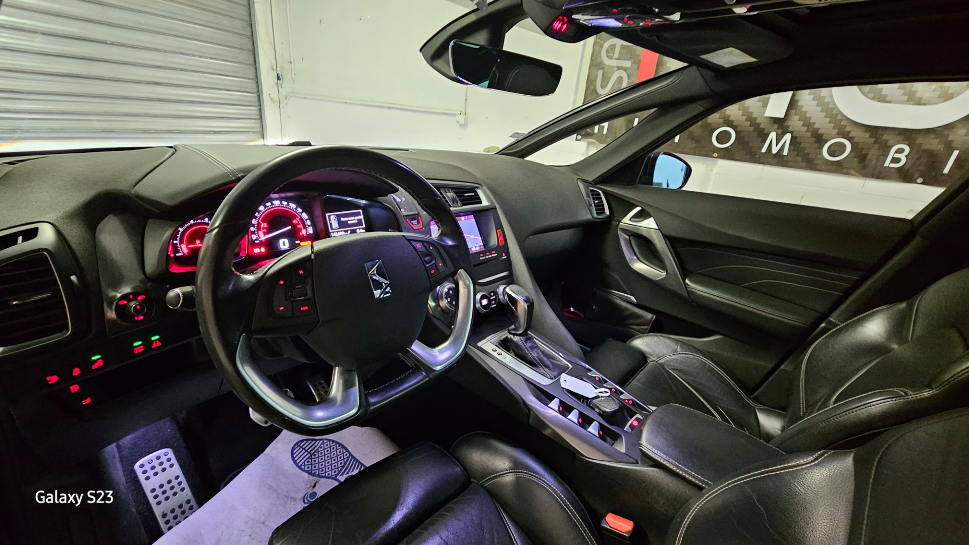 DS DS 5 - vue 1
