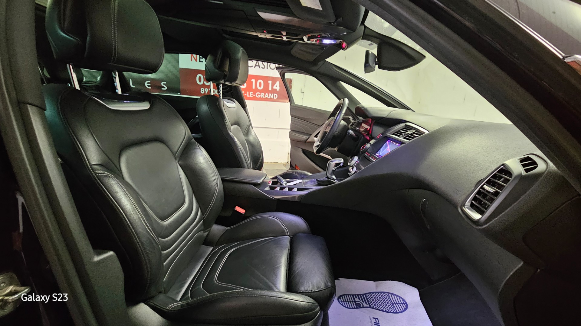 DS DS 5 - vue 1