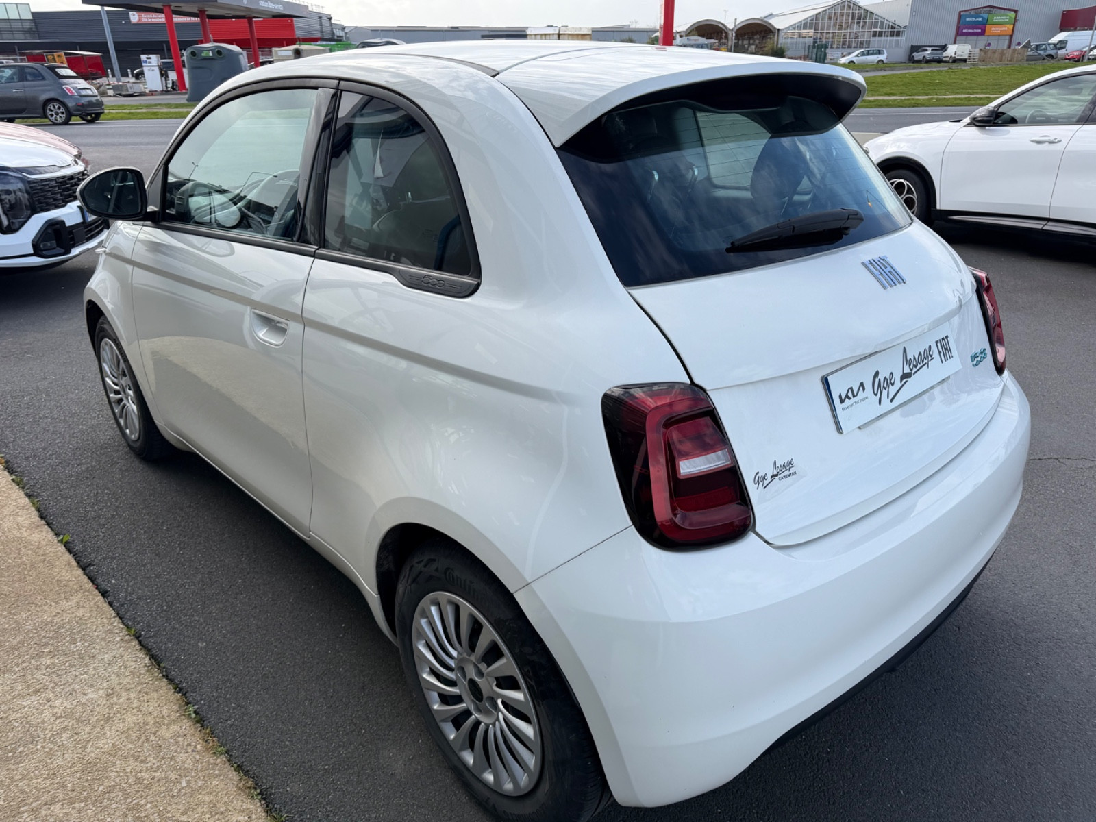 Fiat 500 e  Berline - vue 1