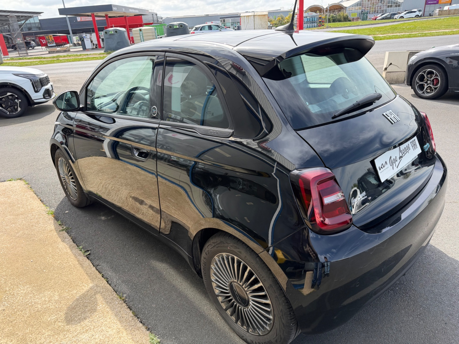 Fiat 500 e  Berline - vue 1