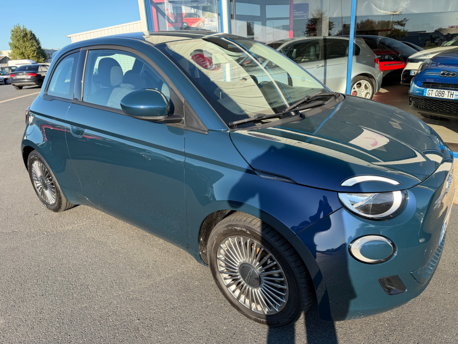 Fiat 500 e  Berline Icone 23.8