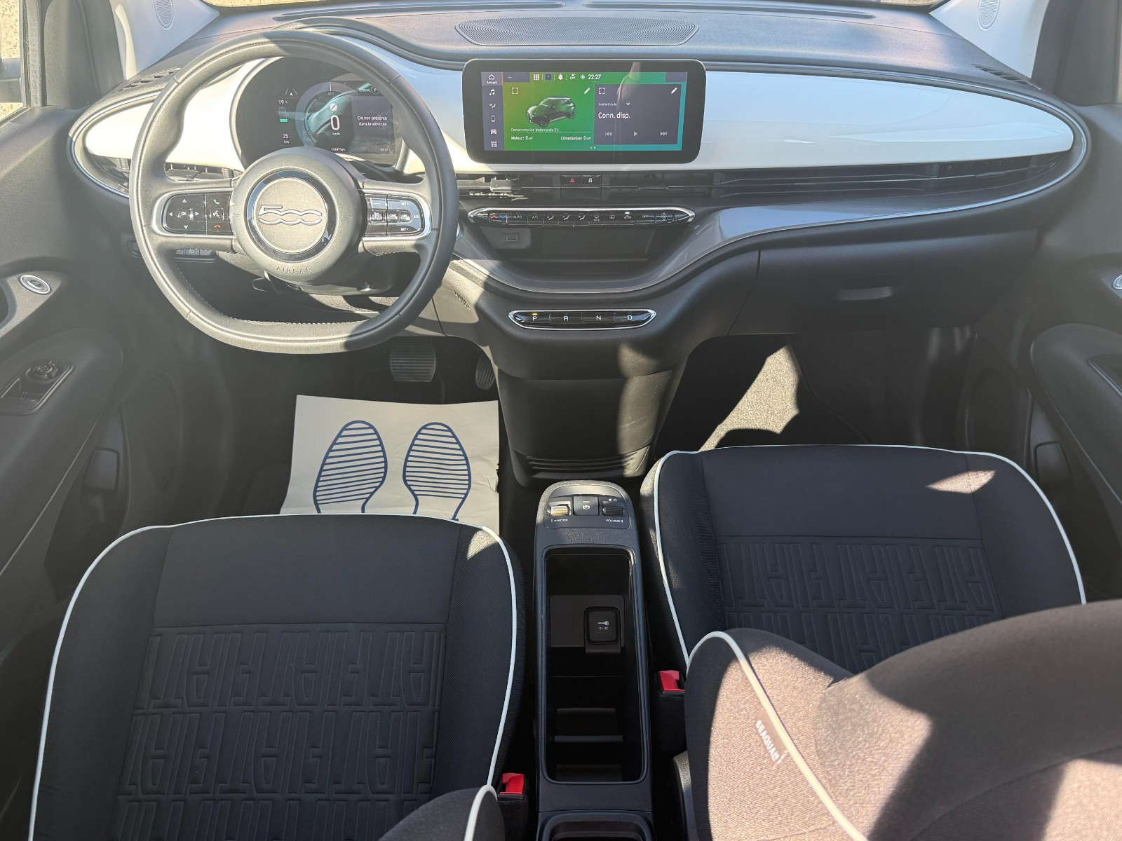 Fiat 500 e  Berline - vue 1