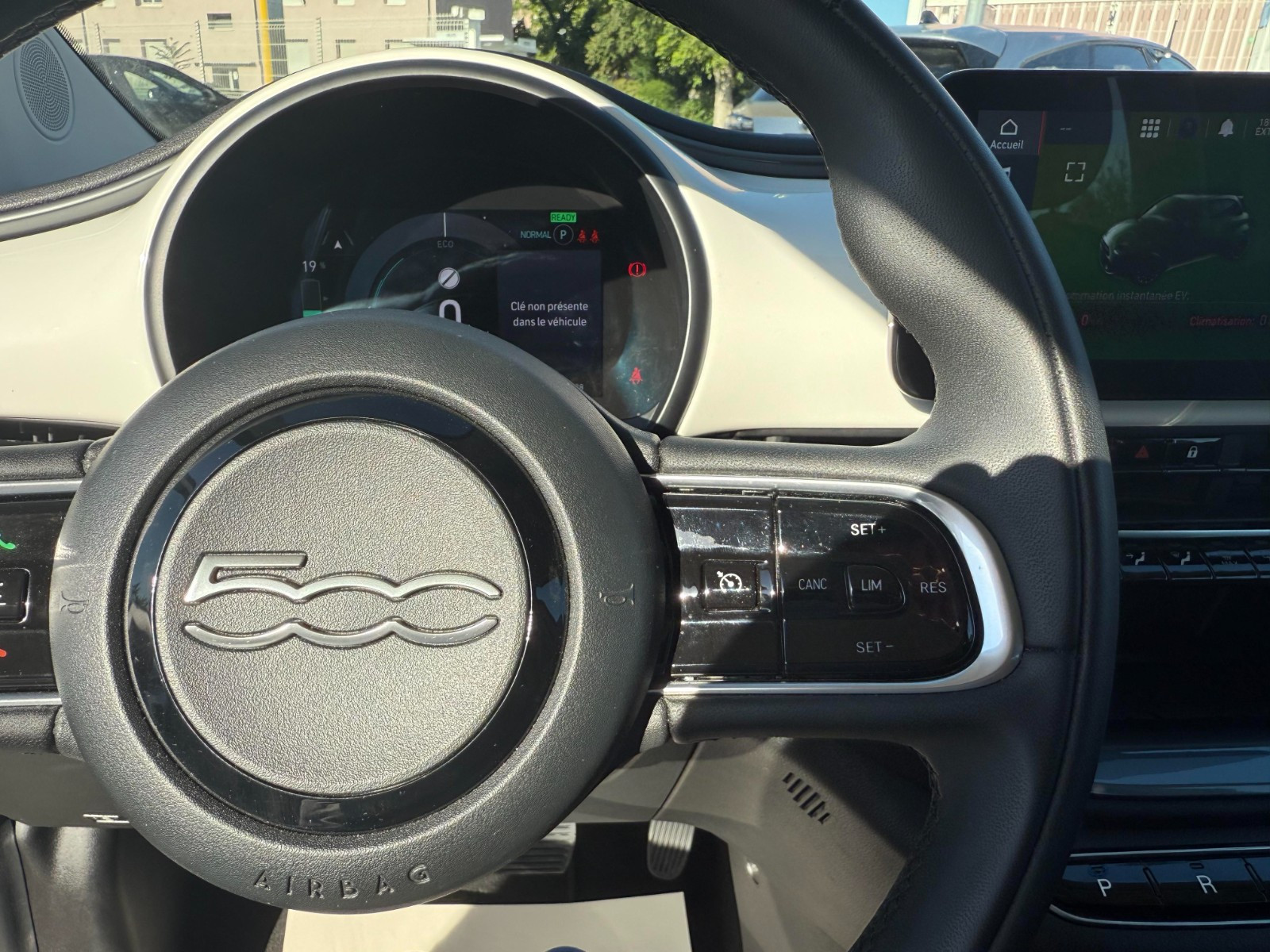 Fiat 500 e  Berline - vue 1