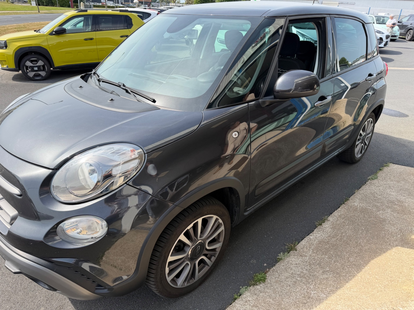 Fiat 500L City Cross 1.3L 95 CH - vue 1