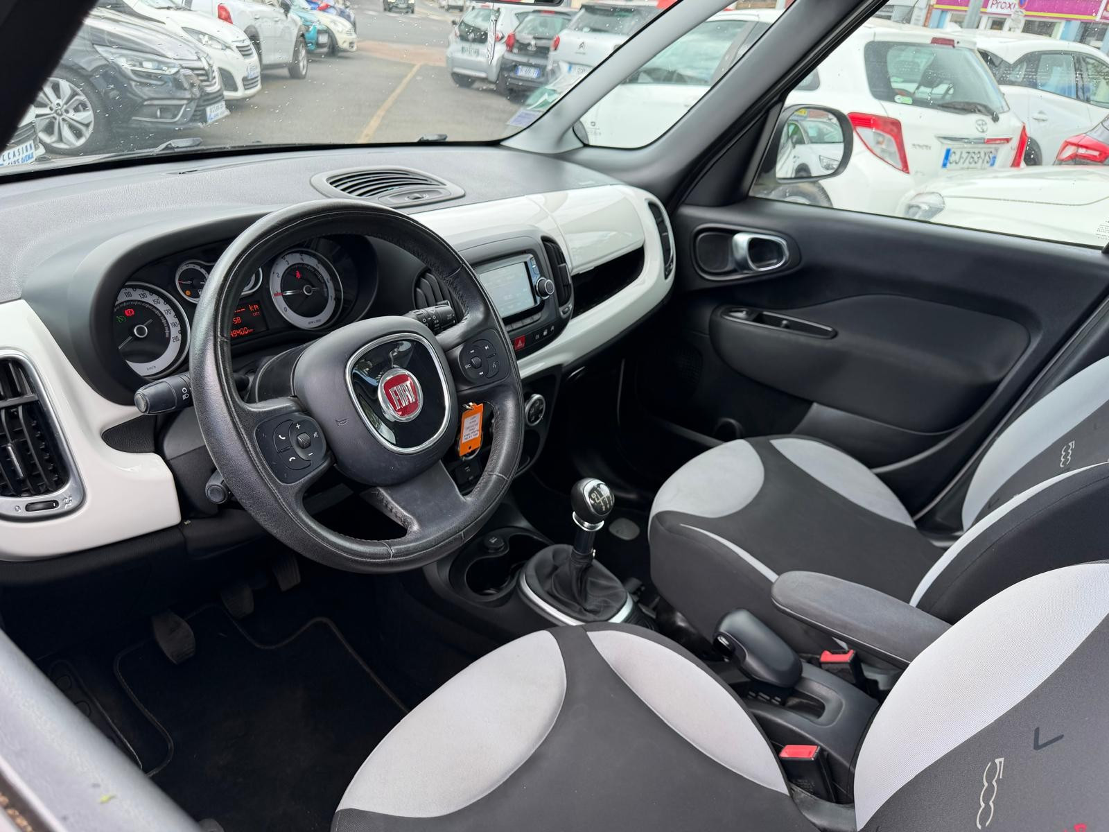 Fiat 500L - vue 1