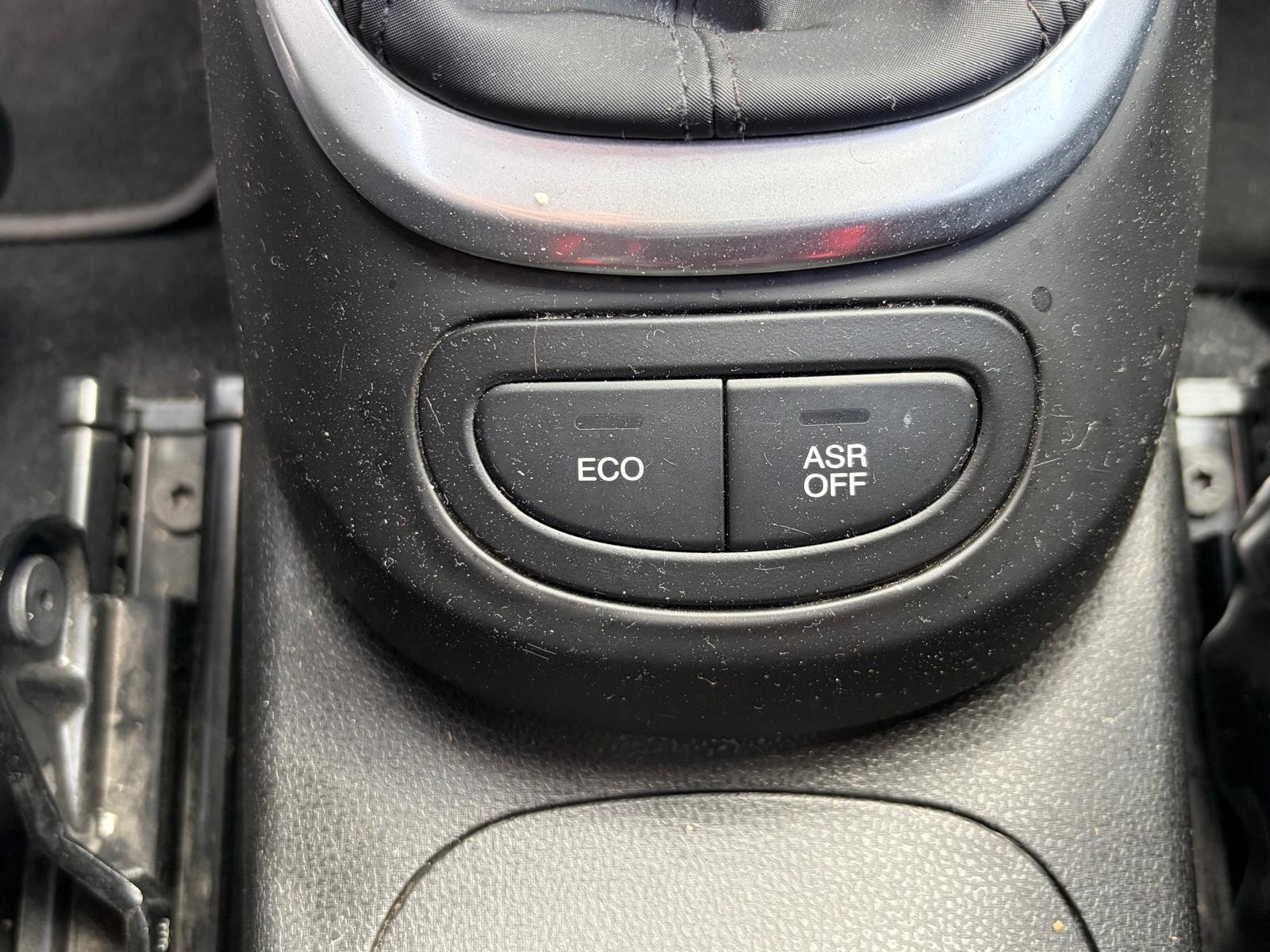 Fiat 500L - vue 1