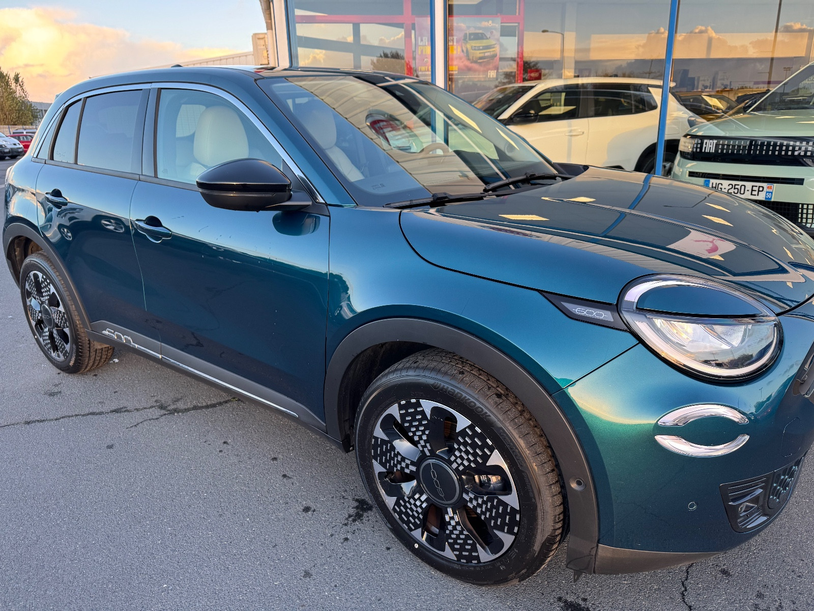 Fiat 600 HYBRID LA PRIMA 100 CH
