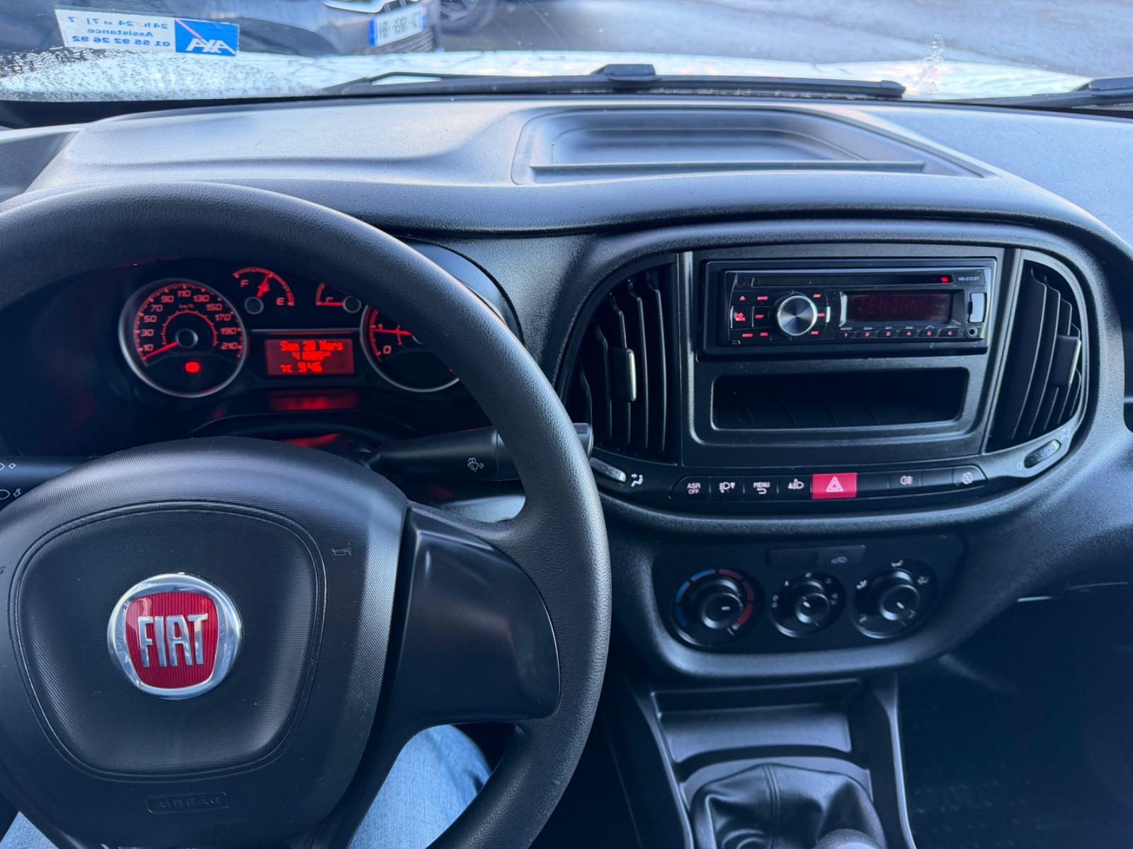 Fiat Doblo 1.6L Mjt 90 Ch - vue 1