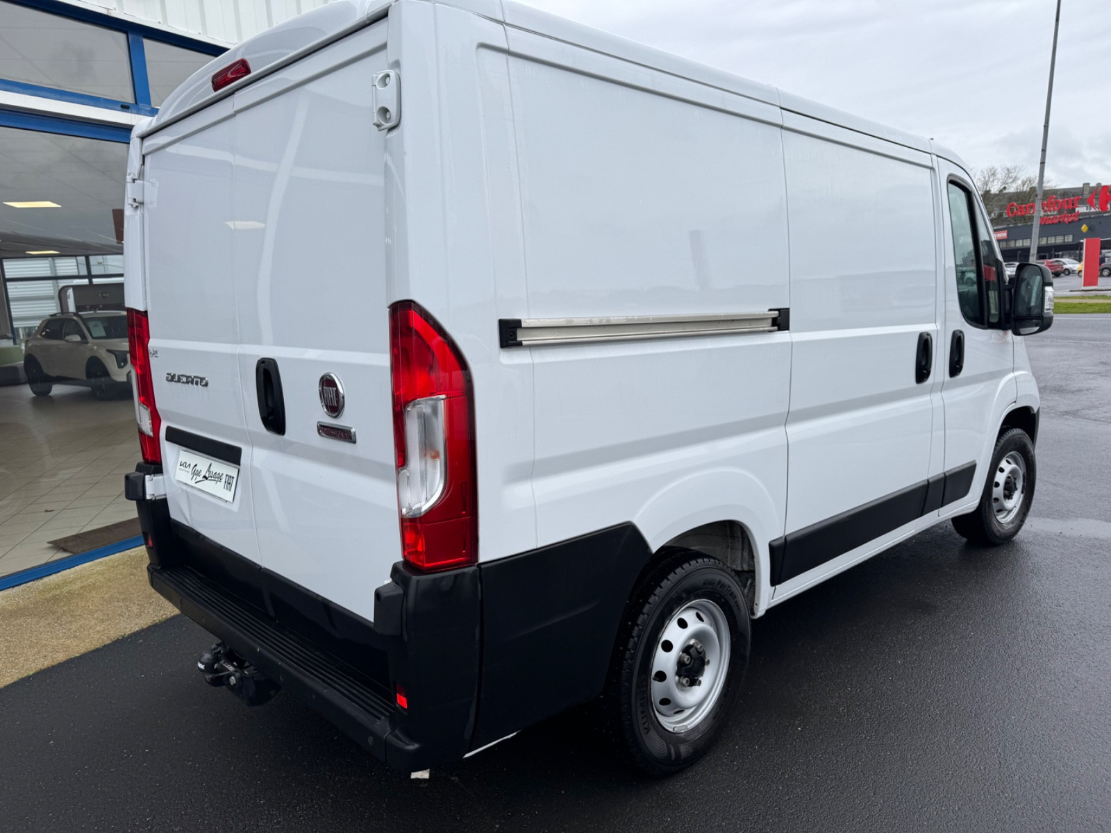 Fiat ducato 2.2L MJT  140 CH - vue 1