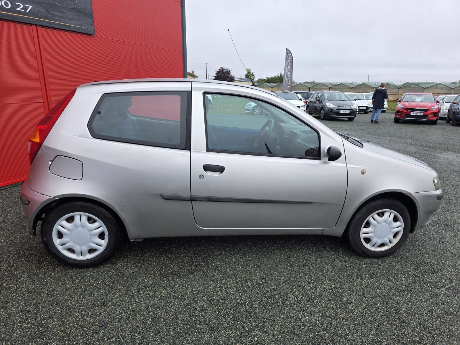 Fiat Punto 1.2 60ch 3p -Garantie 12 mois- — photo 8