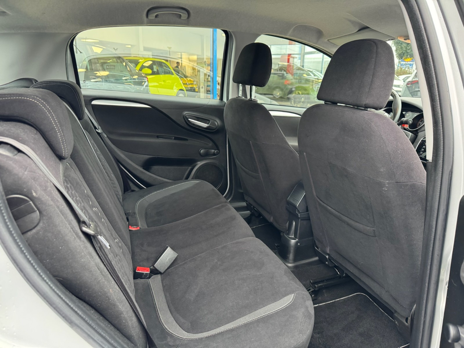 Fiat Punto - vue 1