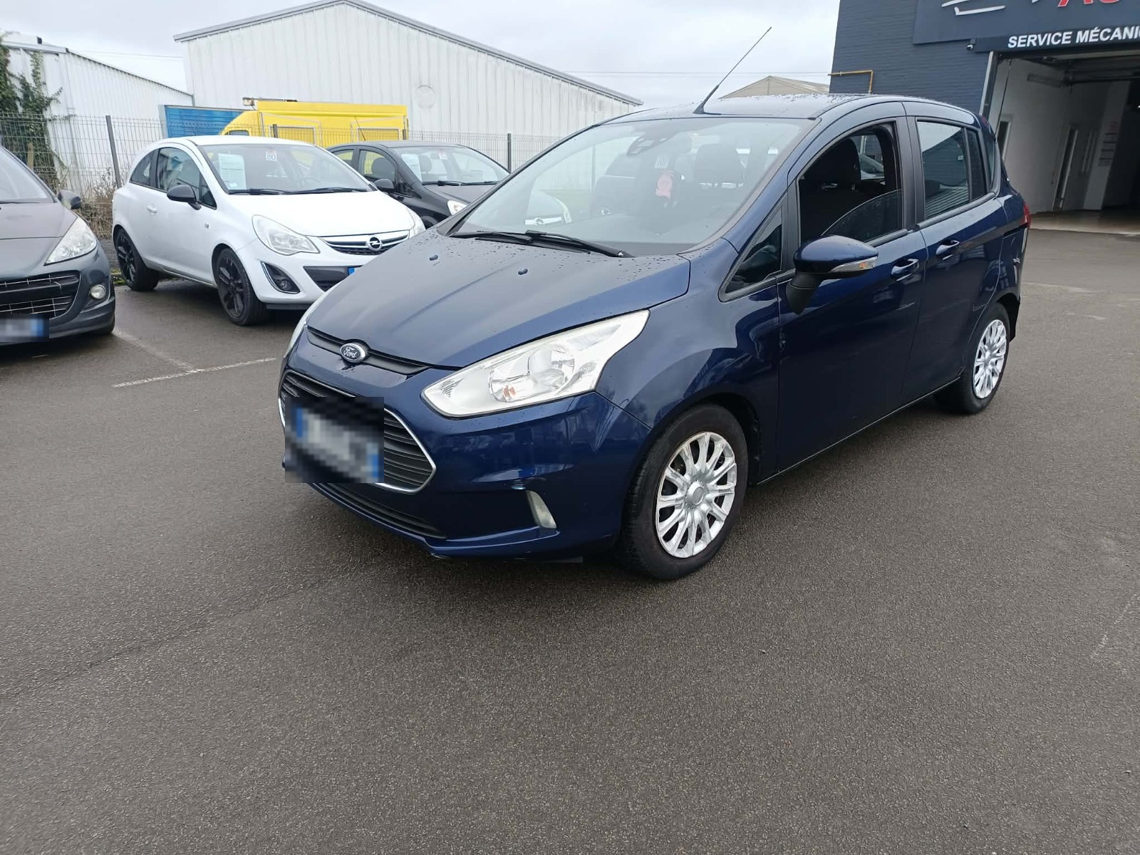 FORD B-MAX