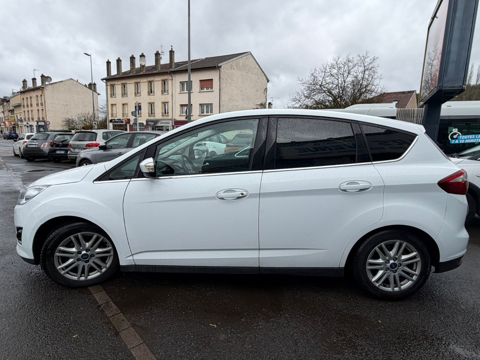 FORD C-Max - vue 1