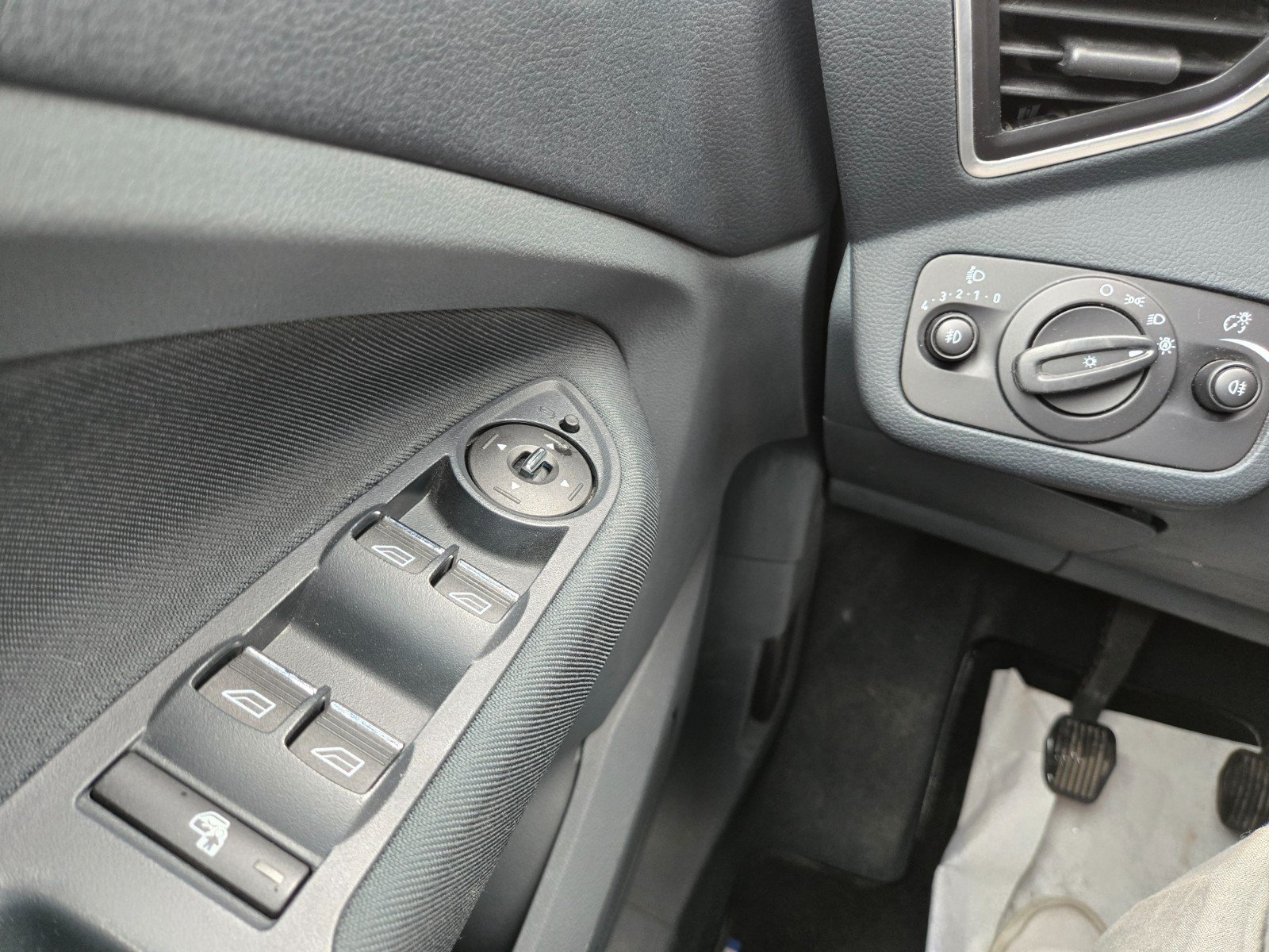 FORD C-Max - vue 1
