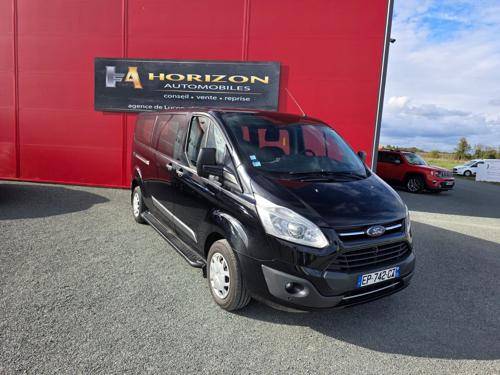 FORD CUSTOM TRANSIT 2.0 TDCi 130ch Ambiente 9 PLACES – GARANTIE 12 MOIS-