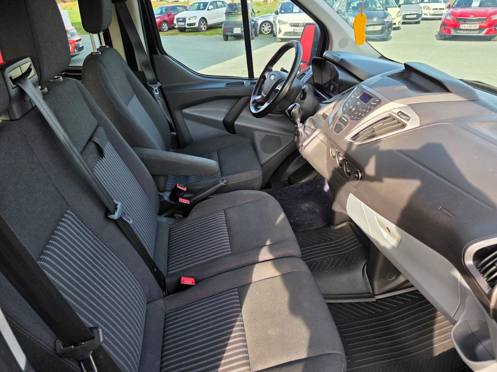 FORD CUSTOM TRANSIT 2.0 TDCi 130ch Ambiente 9 PLACES – GARANTIE 12 MOIS- — photo 12