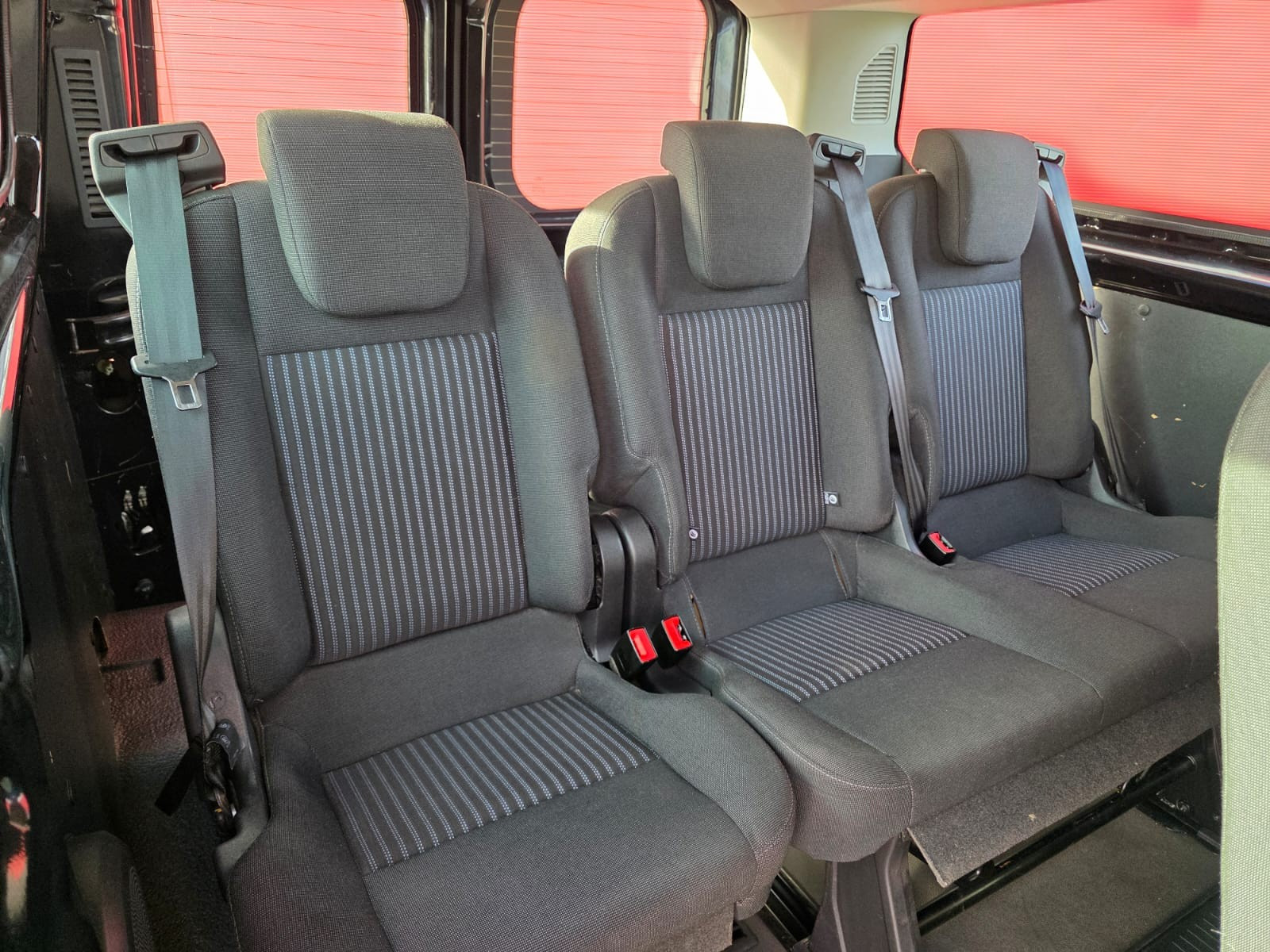 FORD CUSTOM TRANSIT 2.0 TDCi 130ch Ambiente 9 PLACES – GARANTIE 12 MOIS- — photo 15
