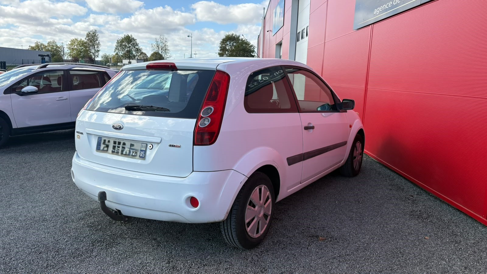 FORD Fiesta 1.4 TDCi 68 CV DISTRIBUTION FAITE/ ATTELAGE – GARANTIE 12 MOIS — photo 8