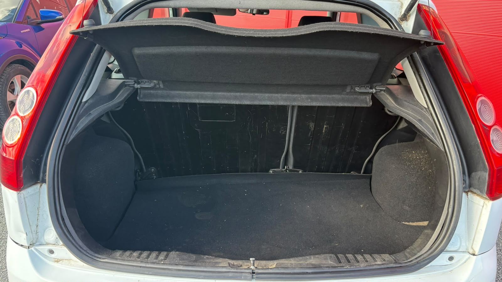 FORD Fiesta 1.4 TDCi 68 CV DISTRIBUTION FAITE/ ATTELAGE – GARANTIE 12 MOIS — photo 10
