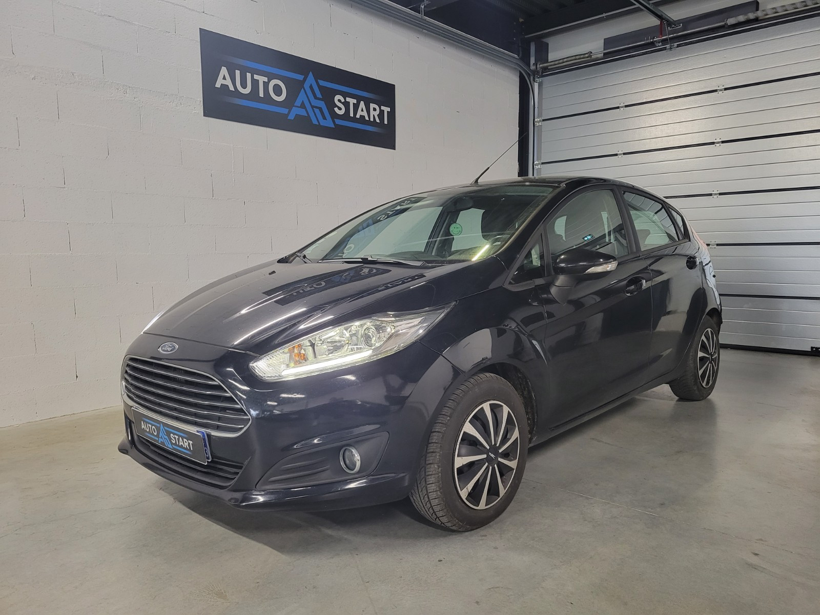 FORD Fiesta Black&White Edition