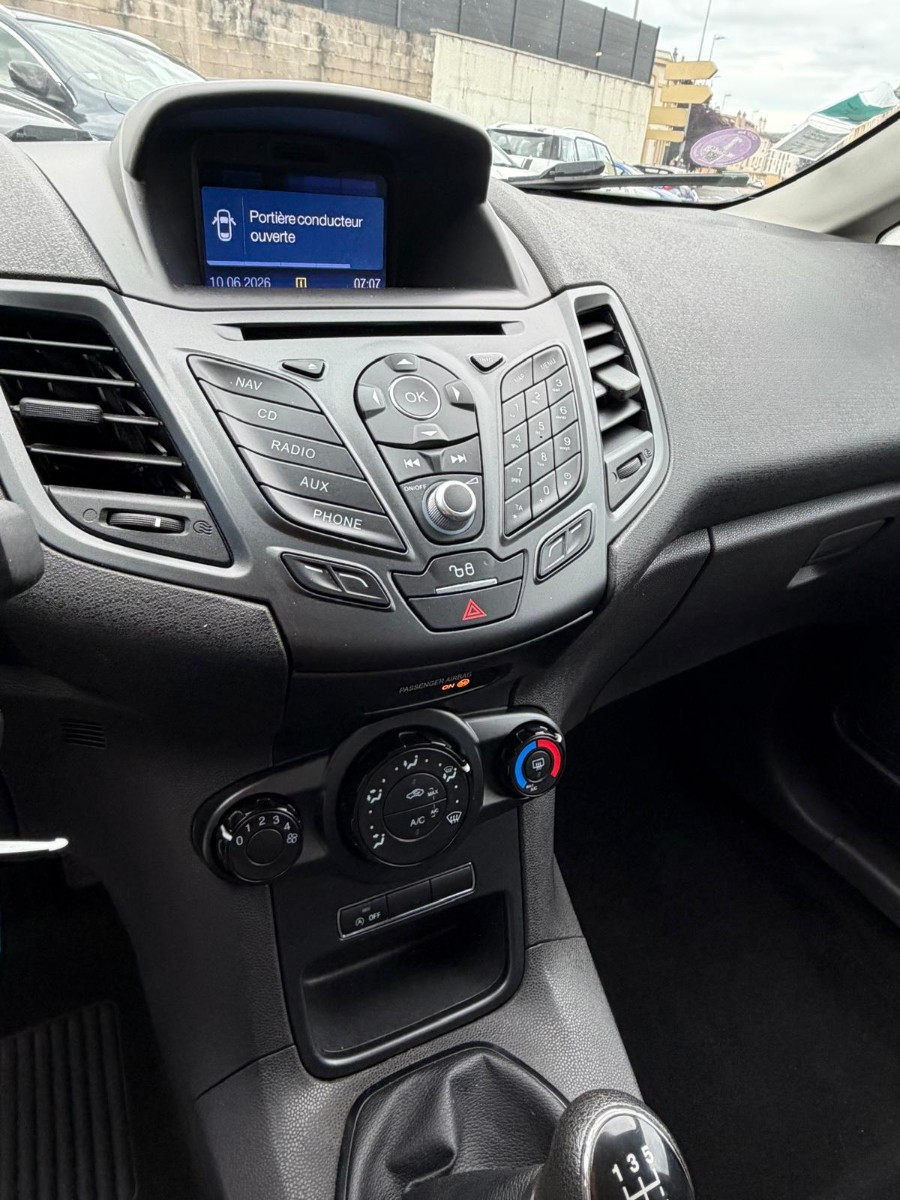FORD Fiesta - vue 1