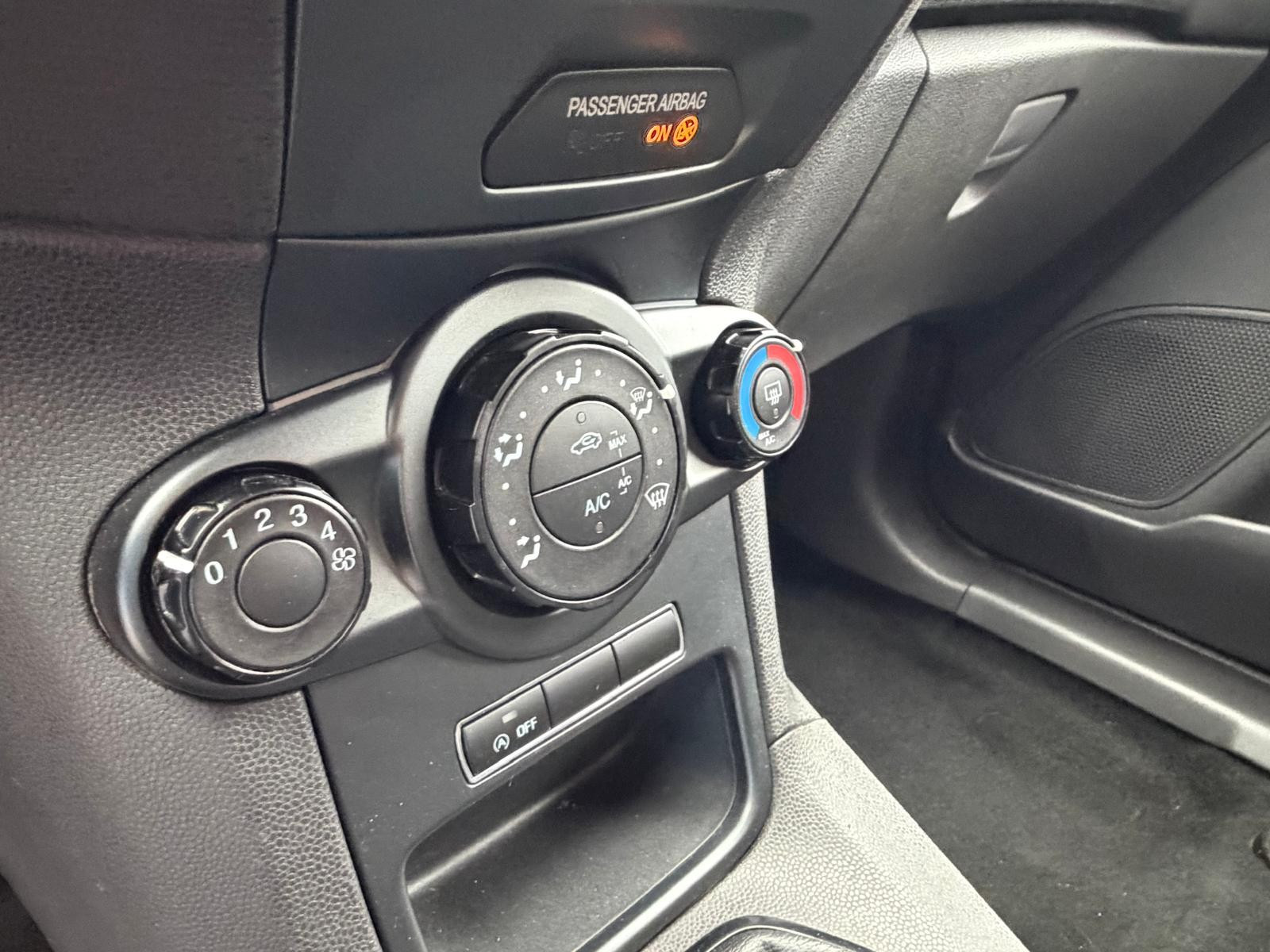 FORD Fiesta - vue 1