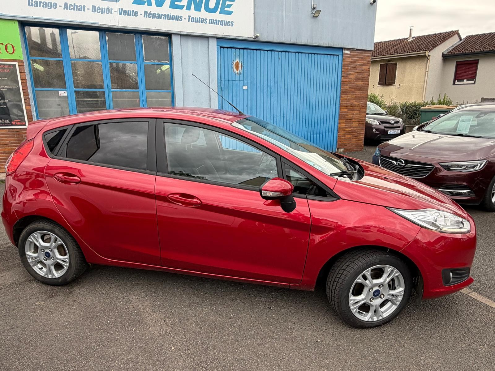 FORD Fiesta - vue 1