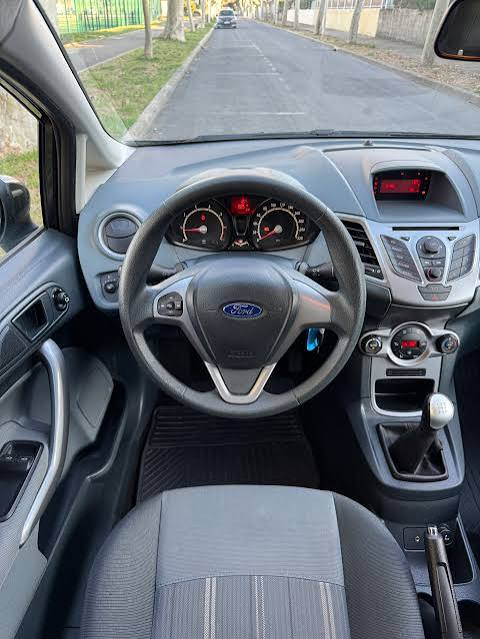 FORD Fiesta - vue 1
