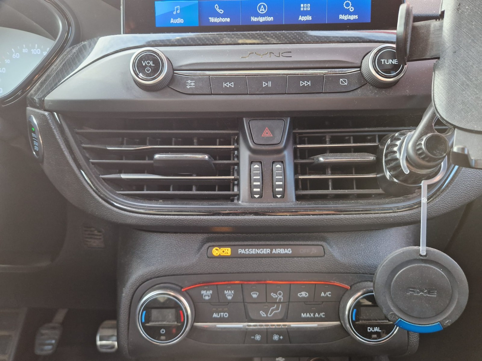 FORD Focus 1.5 TDCi 120CV ST LINE – GARANTIE 12 MOIS — photo 25