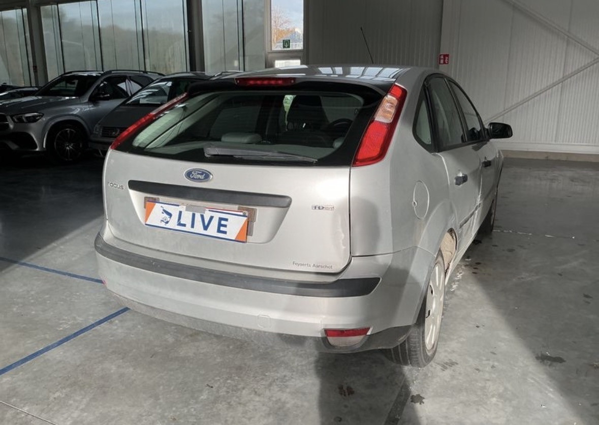 FORD Focus Berline - vue 1