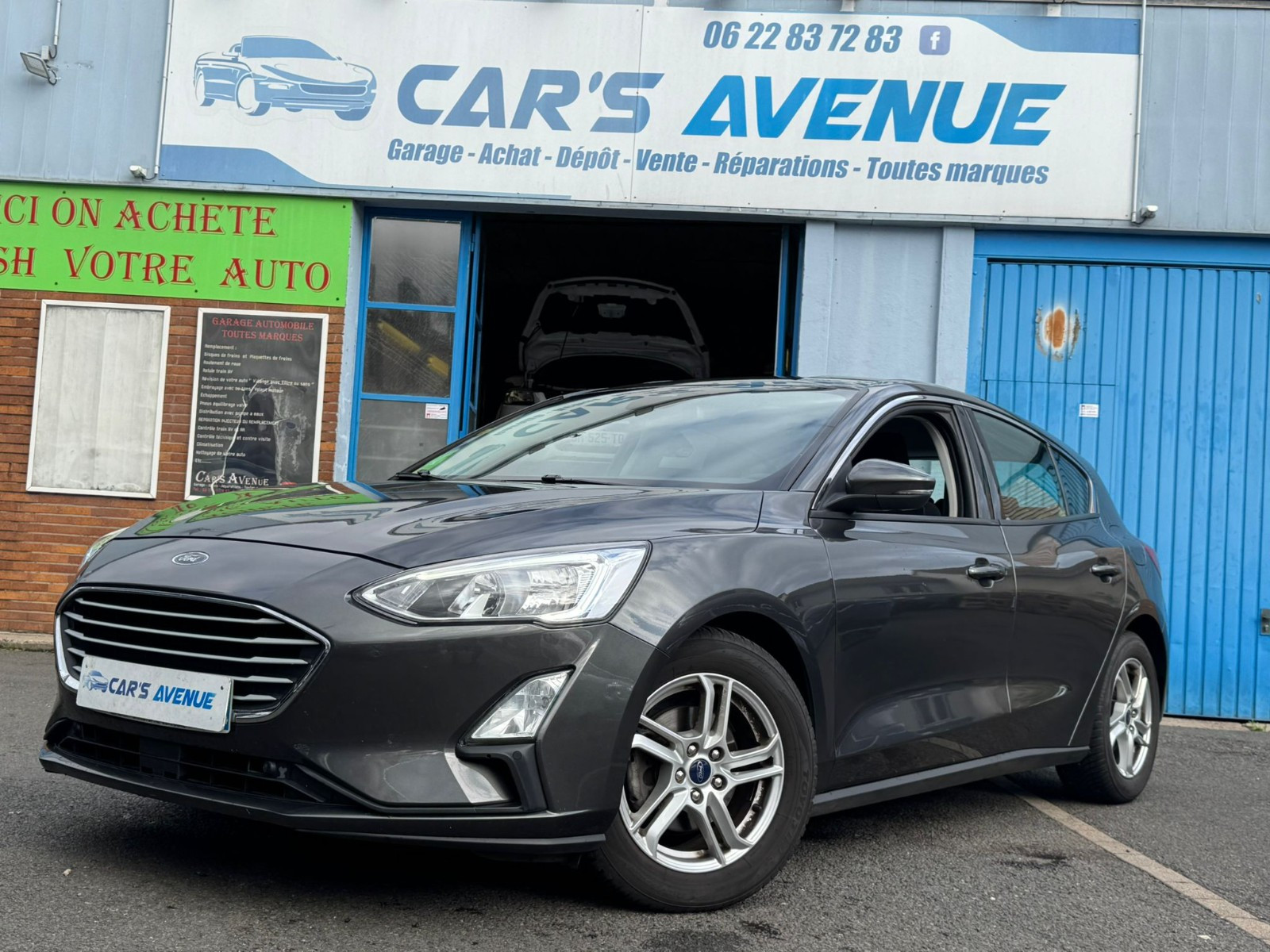 FORD Focus Berline - vue 1