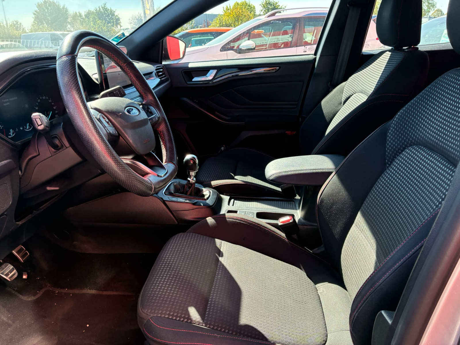 FORD Focus SW Break ST-Line – DISTRIBUTION OK – GARANTIE 12 MOIS — photo 11