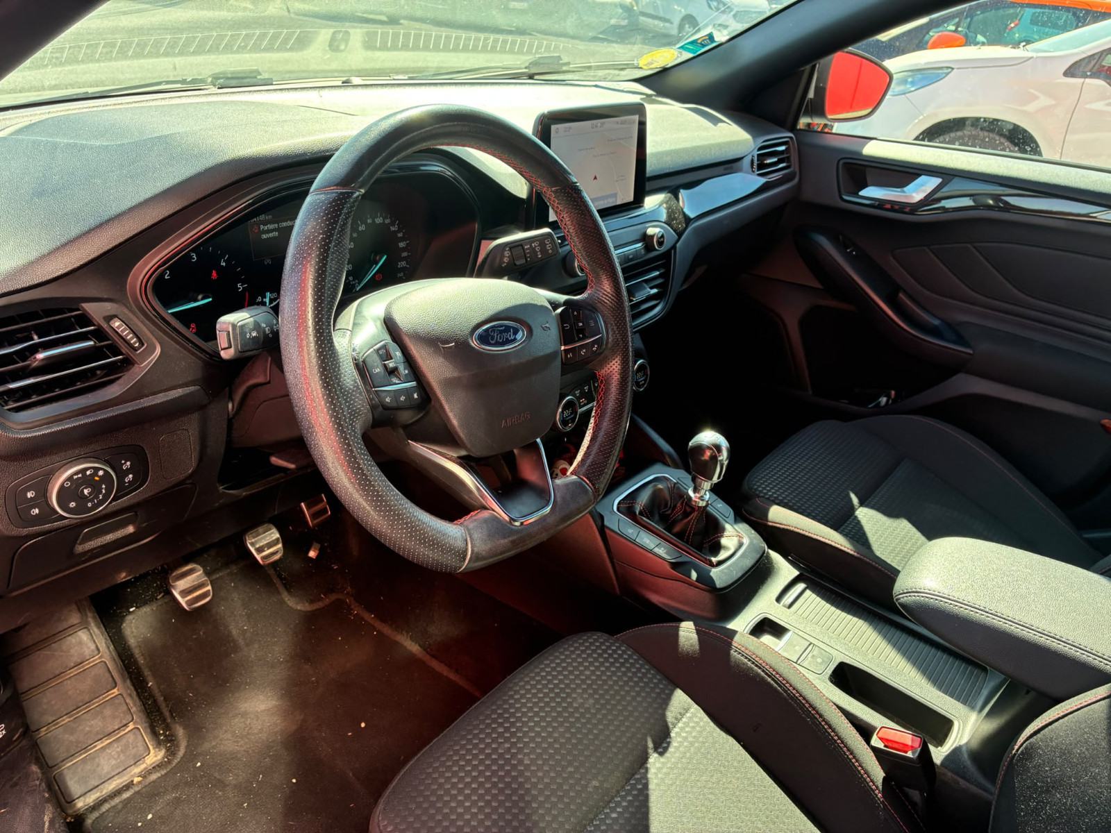 FORD Focus SW Break ST-Line – DISTRIBUTION OK – GARANTIE 12 MOIS — photo 12