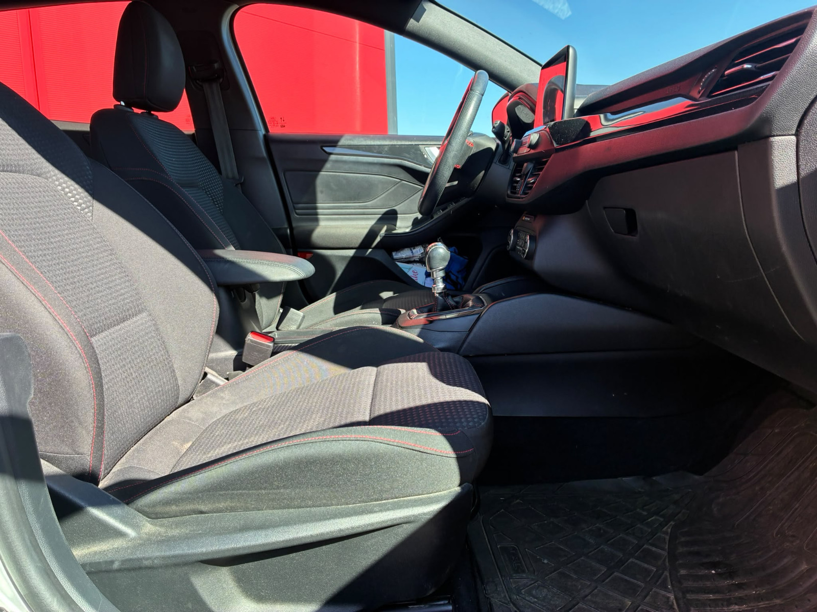 FORD Focus SW Break ST-Line – DISTRIBUTION OK – GARANTIE 12 MOIS — photo 14