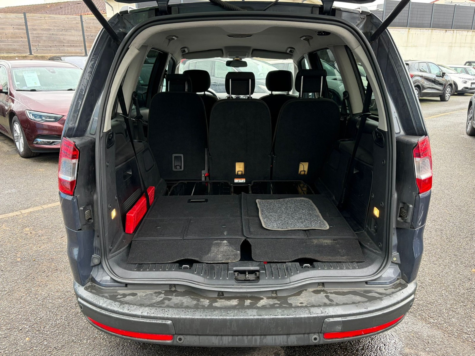 FORD Galaxy - vue 1