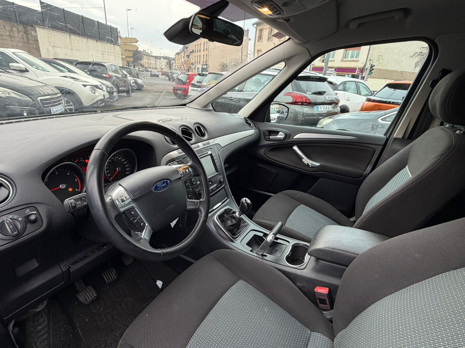 FORD Galaxy - vue 1